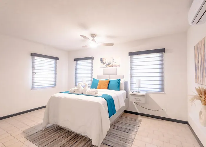 Deany'S Uptop Luxury Suite